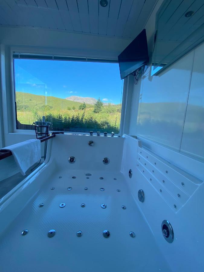 Highland Stays - Ben View Studio Pod & Jacuzzi Bath Fort William Exterior foto